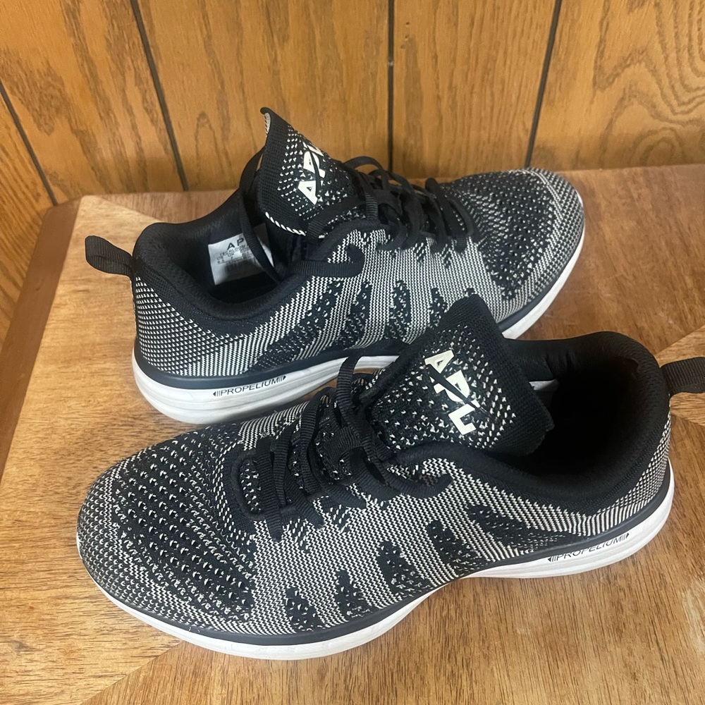 APL" TechLoom Athletic Propulsión Labs - Picture 4 of 12
